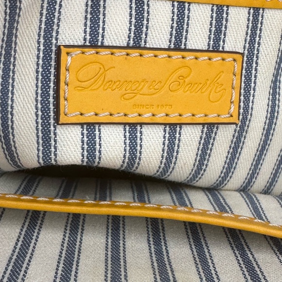 Dooney & Bourke Beacon Woven Atlantic Tote Light Taupe - Picture 12 of 16